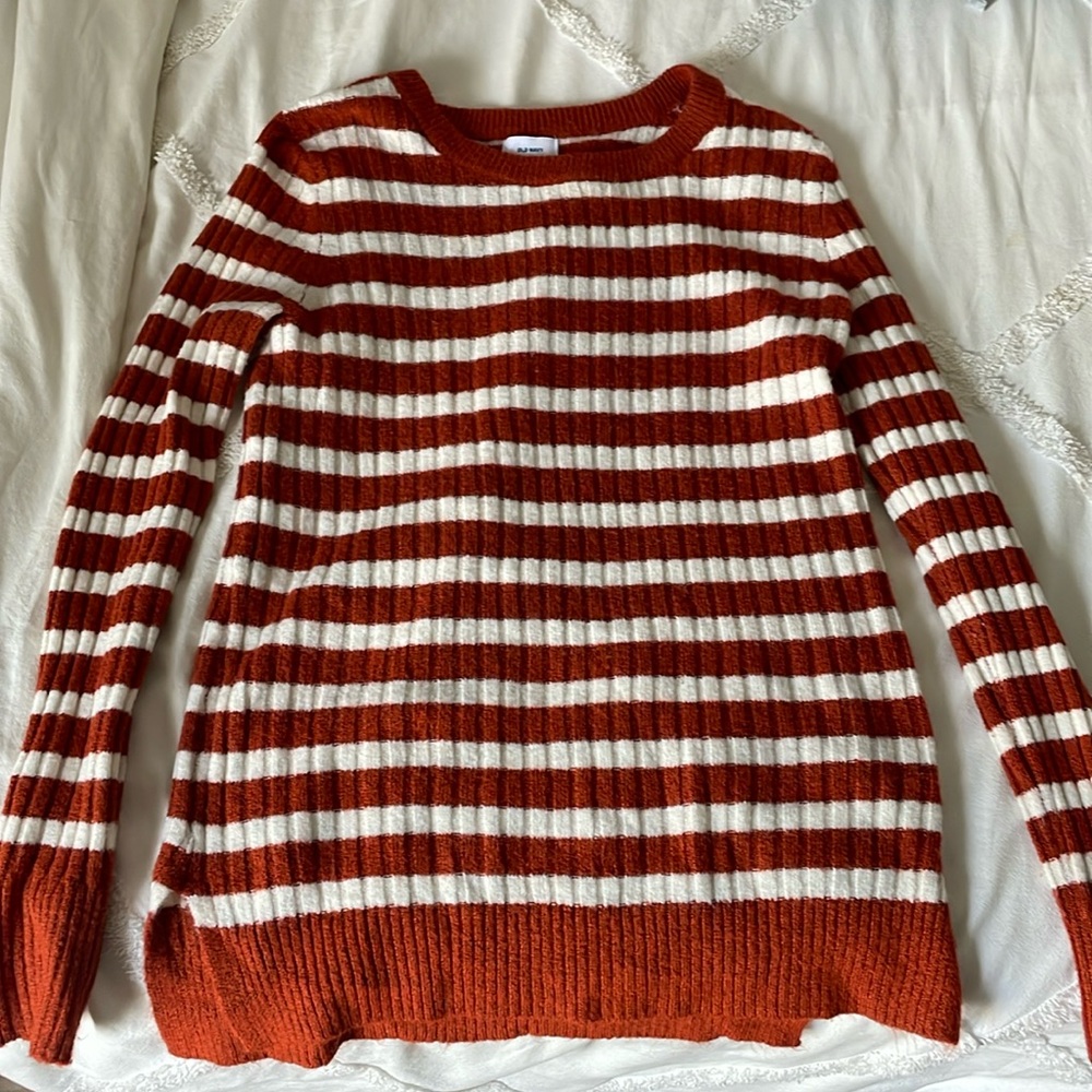 Small TALL Old Navy Orange White Striped Sweater 🎃